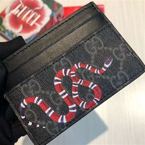 Gucci Kingsnake print GG Supreme card case